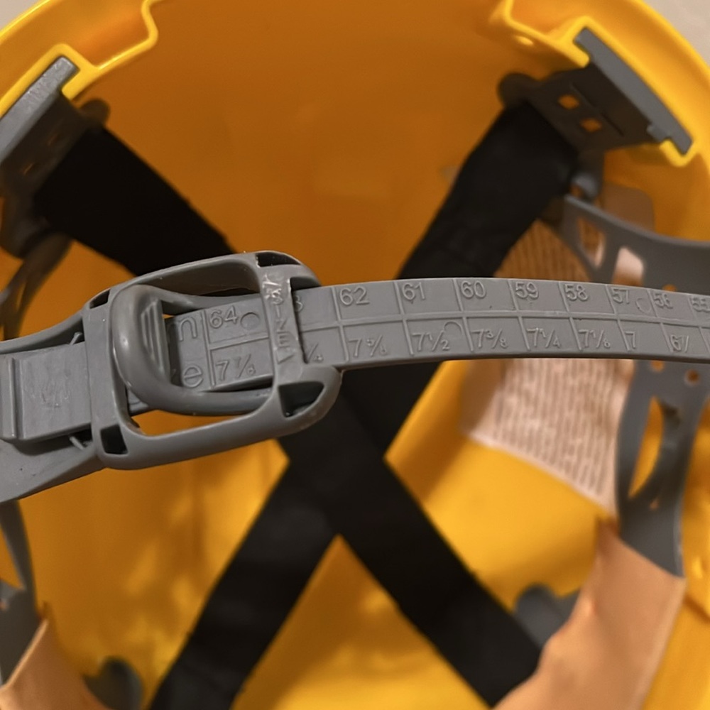 Yellow Hardhat - Picture 4 of 6